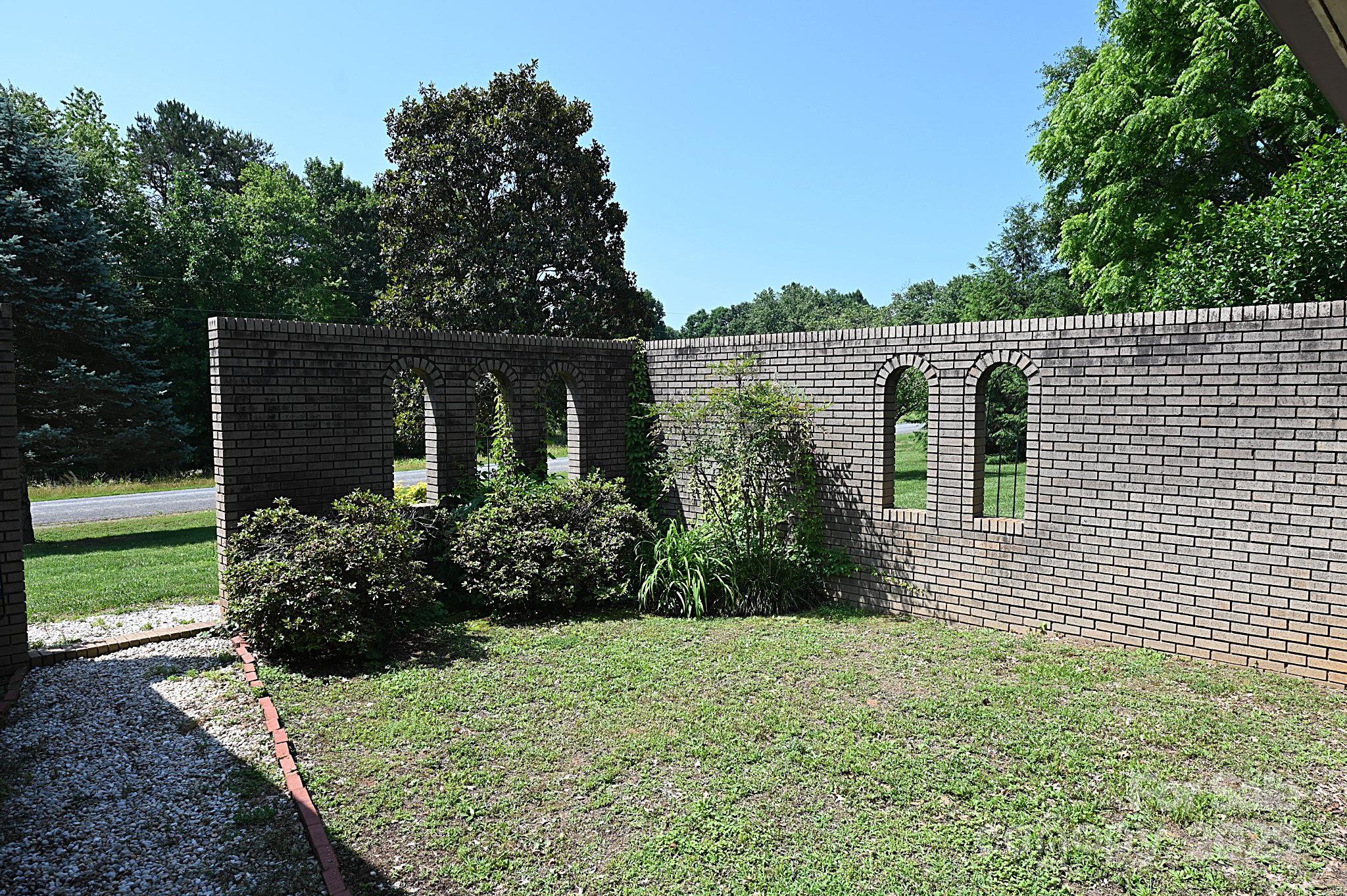 157 Blackberry Lane