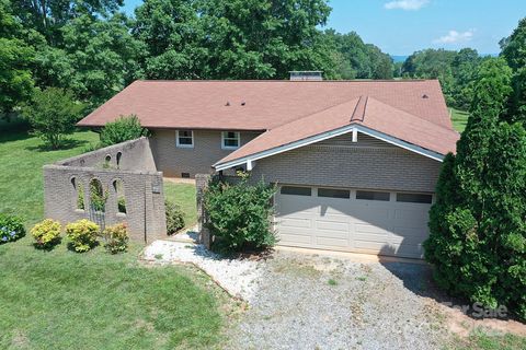 157 Blackberry Lane Taylorsville NC 28681