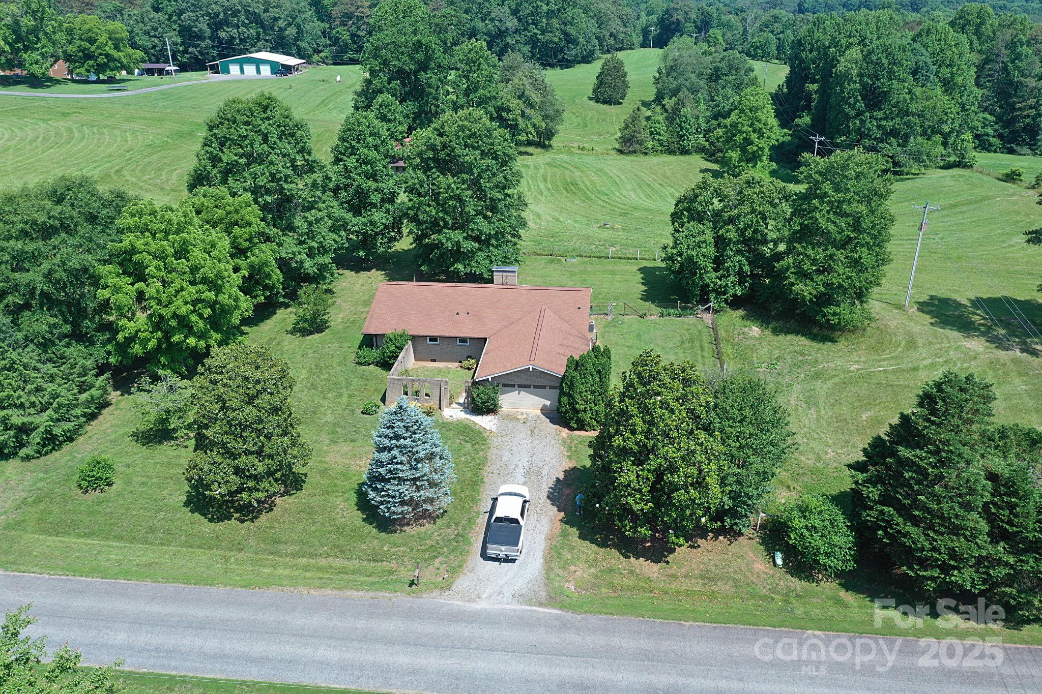 157 Blackberry Lane