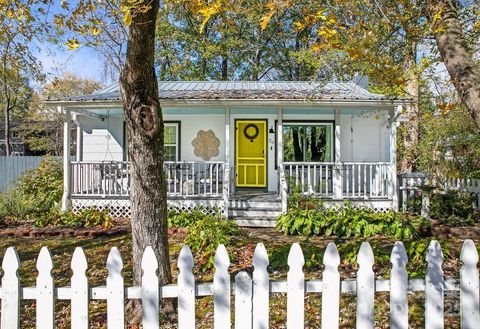 26 Duckworth Avenue Brevard NC 28712