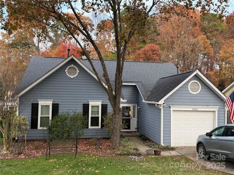 11001 Gladewater Drive Matthews NC 28105