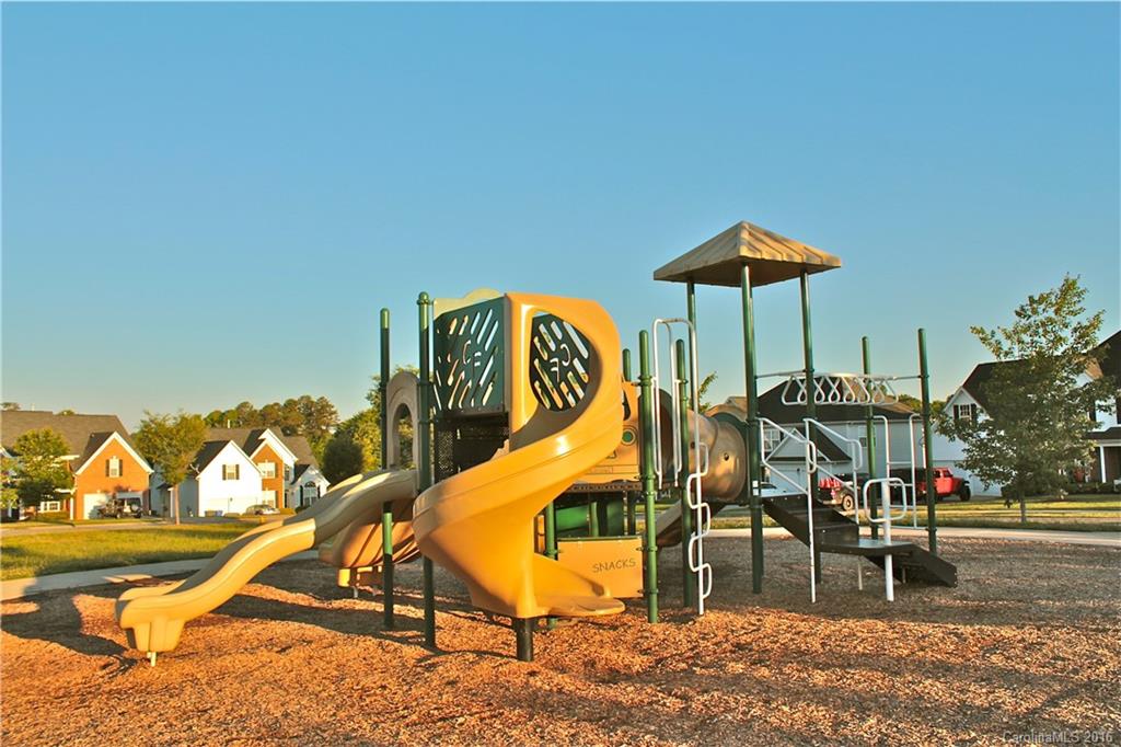 Curtis Pond - Residential
