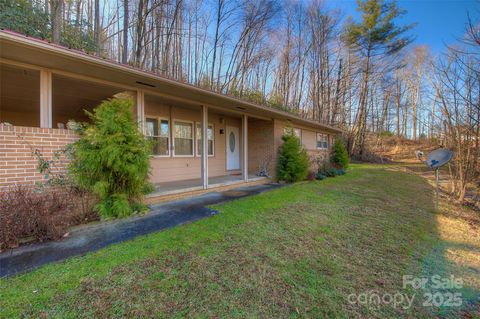 583 Deer Park Lake Road Spruce Pine NC 28777