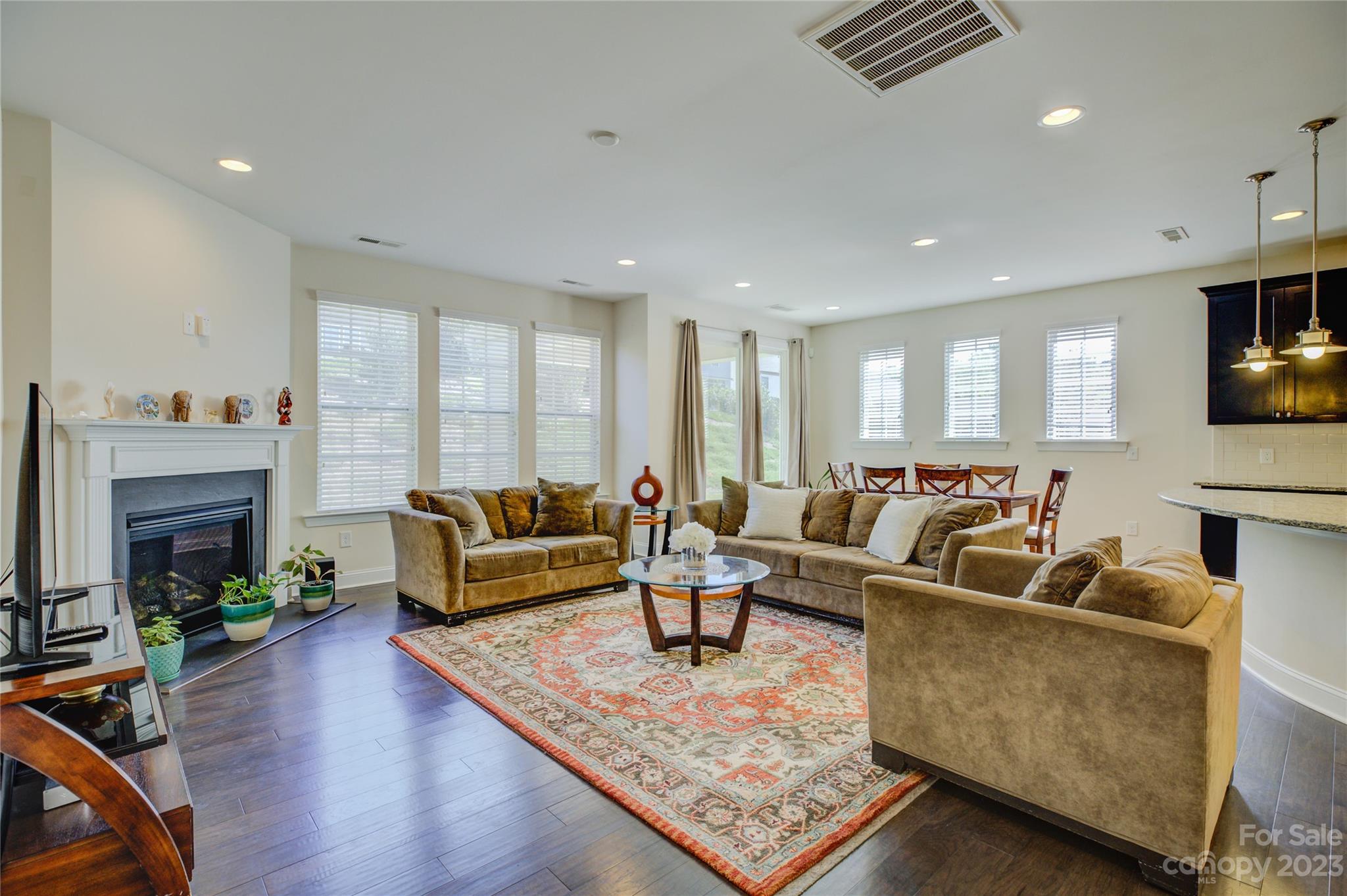 The Palisades - Residential