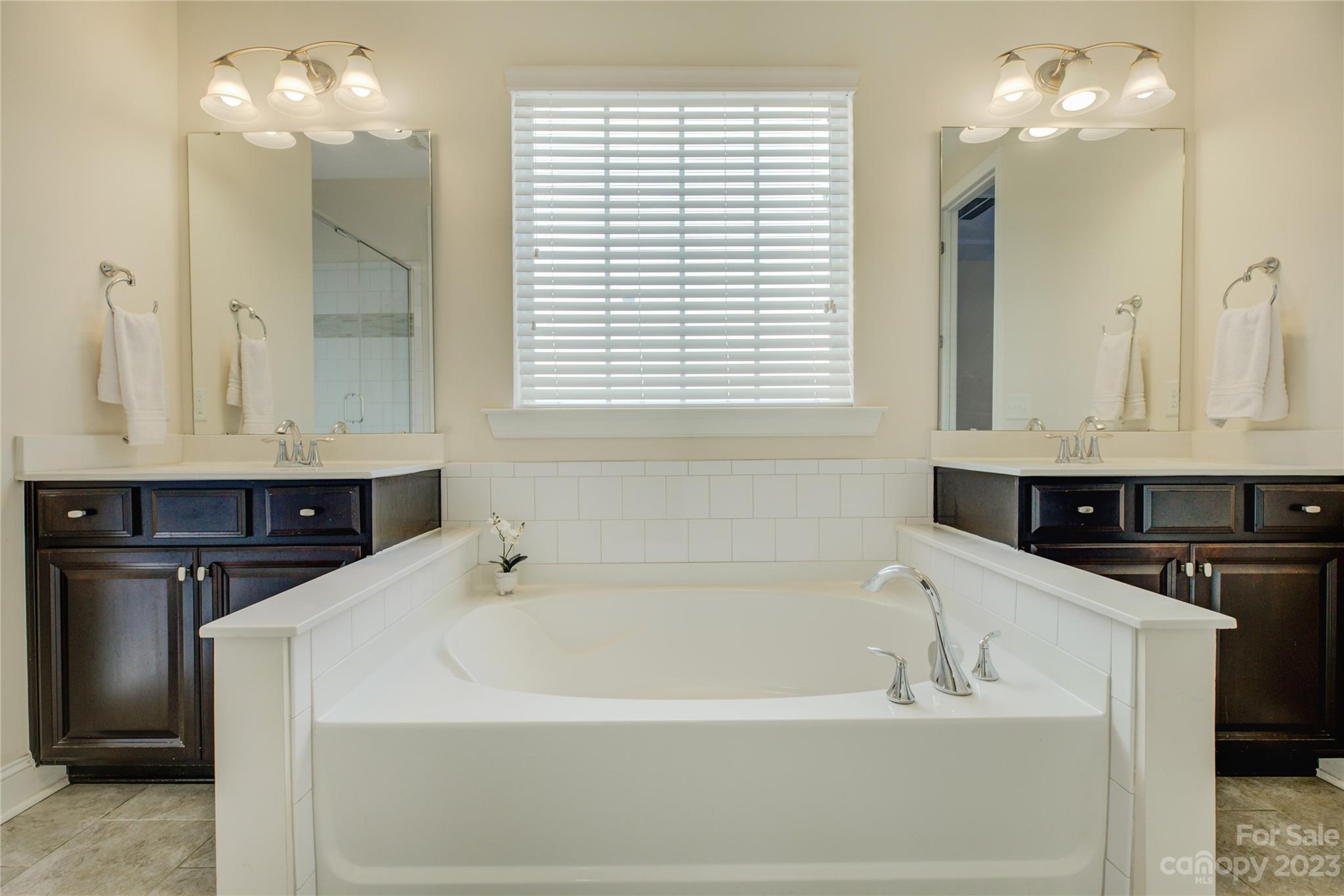 The Palisades - Residential