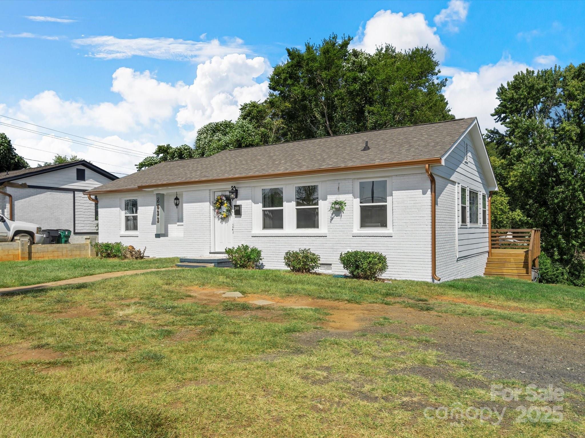 2633 N Sharon Amity Road