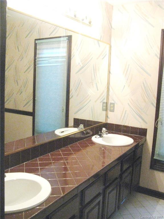 Raintree - Residential Lease