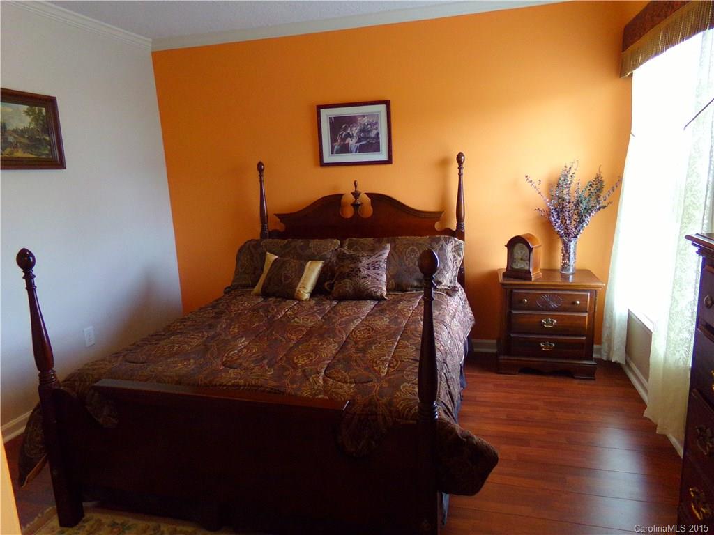 Oakhurst - Residential