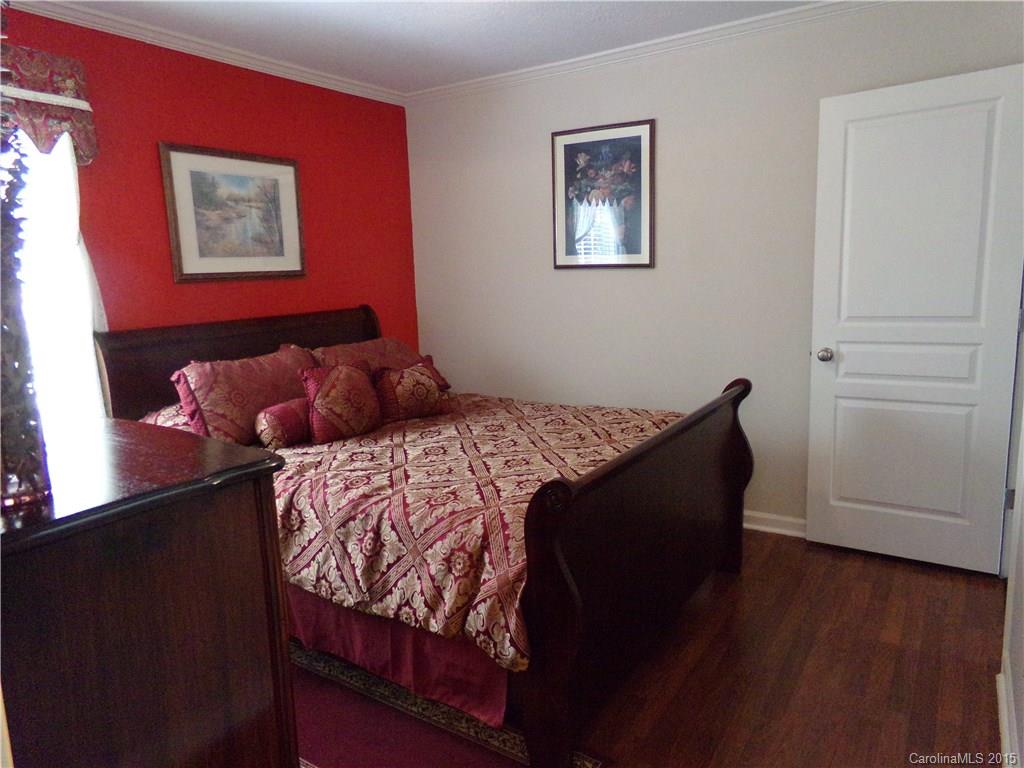 Oakhurst - Residential