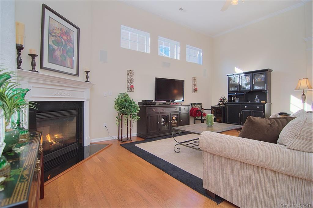 Tega Cay - Residential