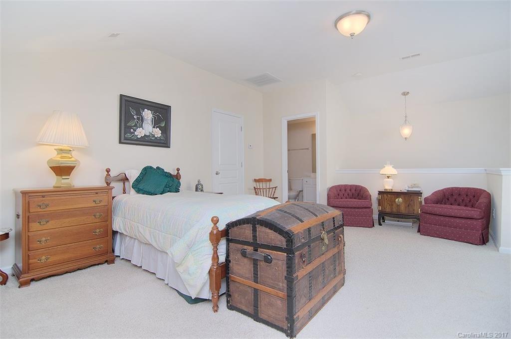 Tega Cay - Residential