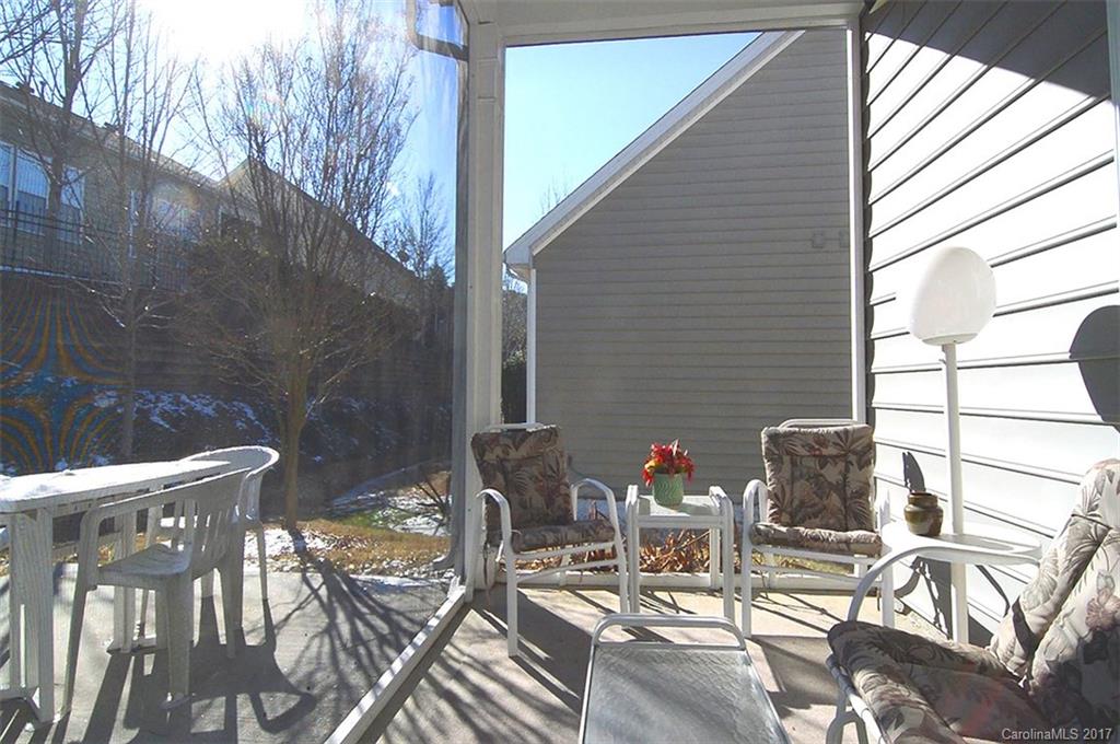Tega Cay - Residential