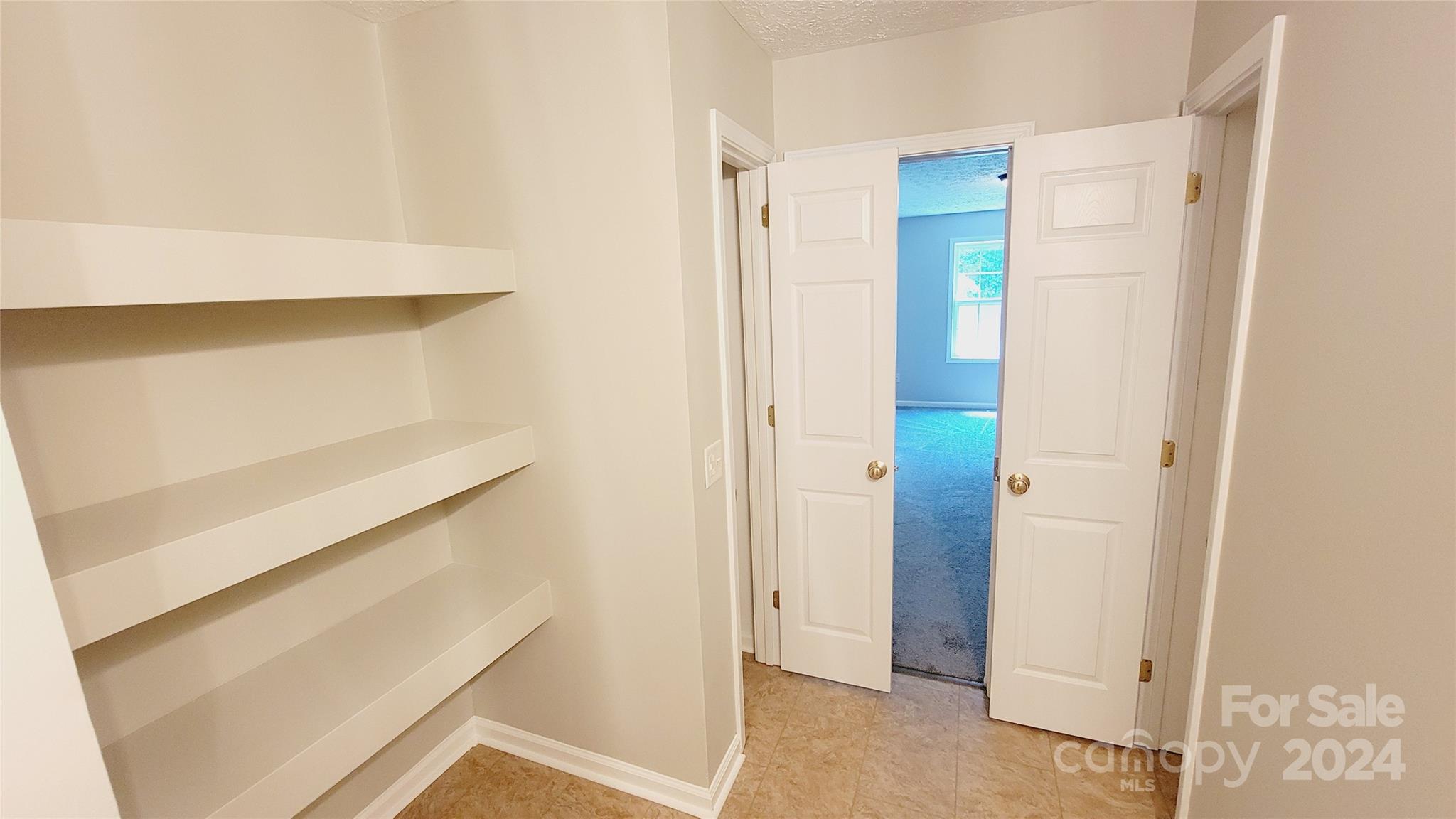 Oak Terrace - Residential