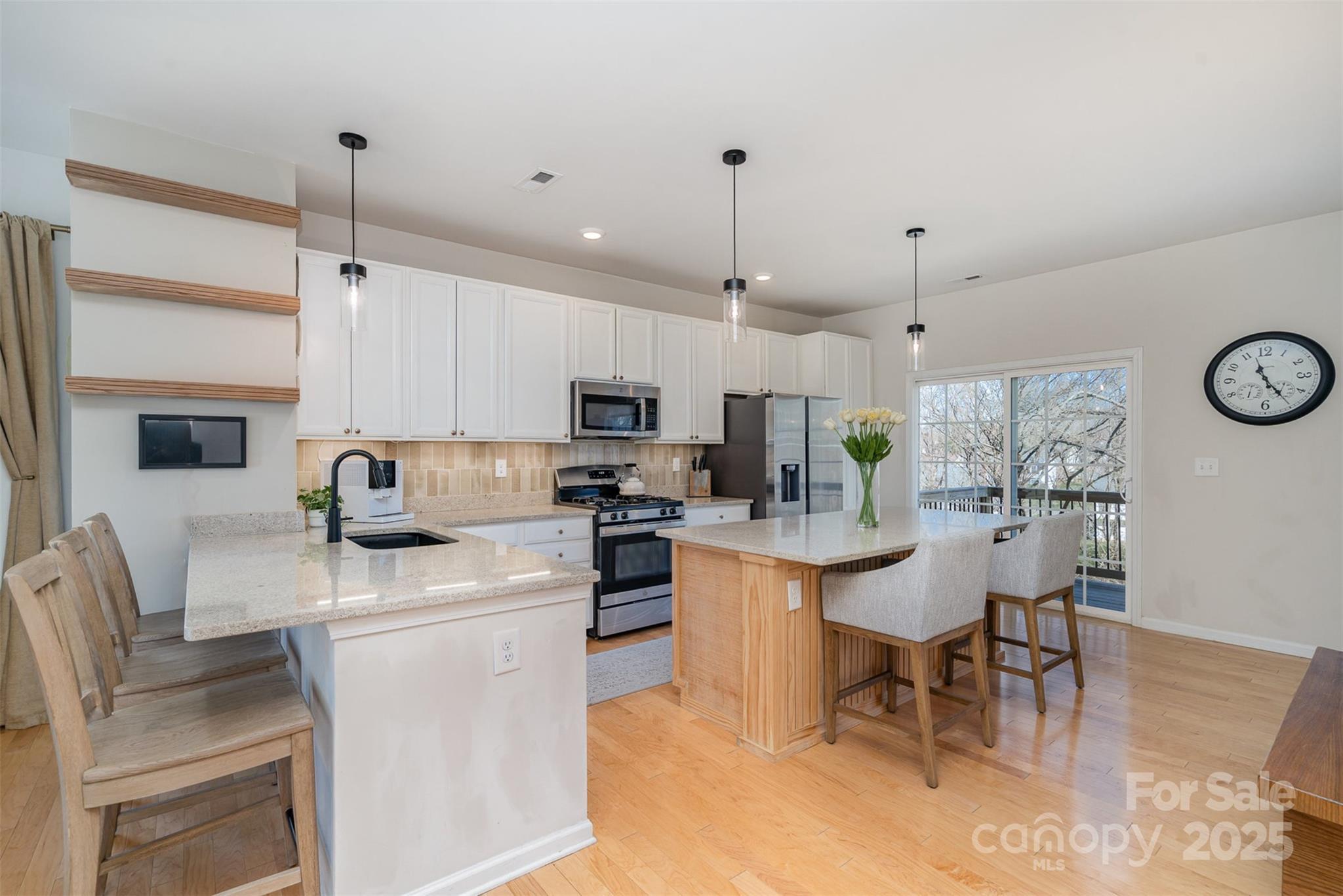 6503 Revolutionary Trail
