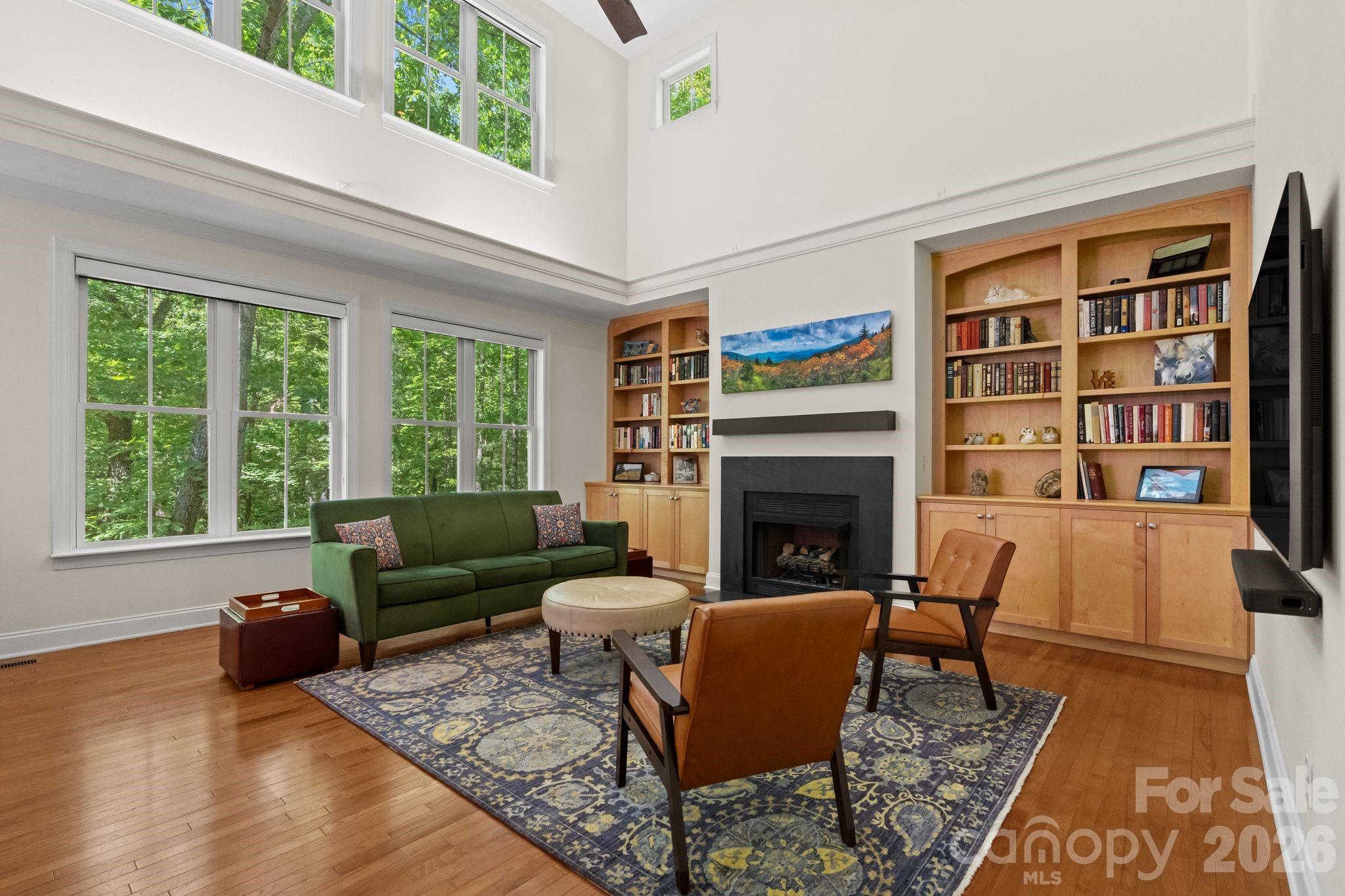 Biltmore Lake, North Carolina, 28715, United States, 5 Bedrooms Bedrooms, ,4 BathroomsBathrooms,Residential,Pending,2052067