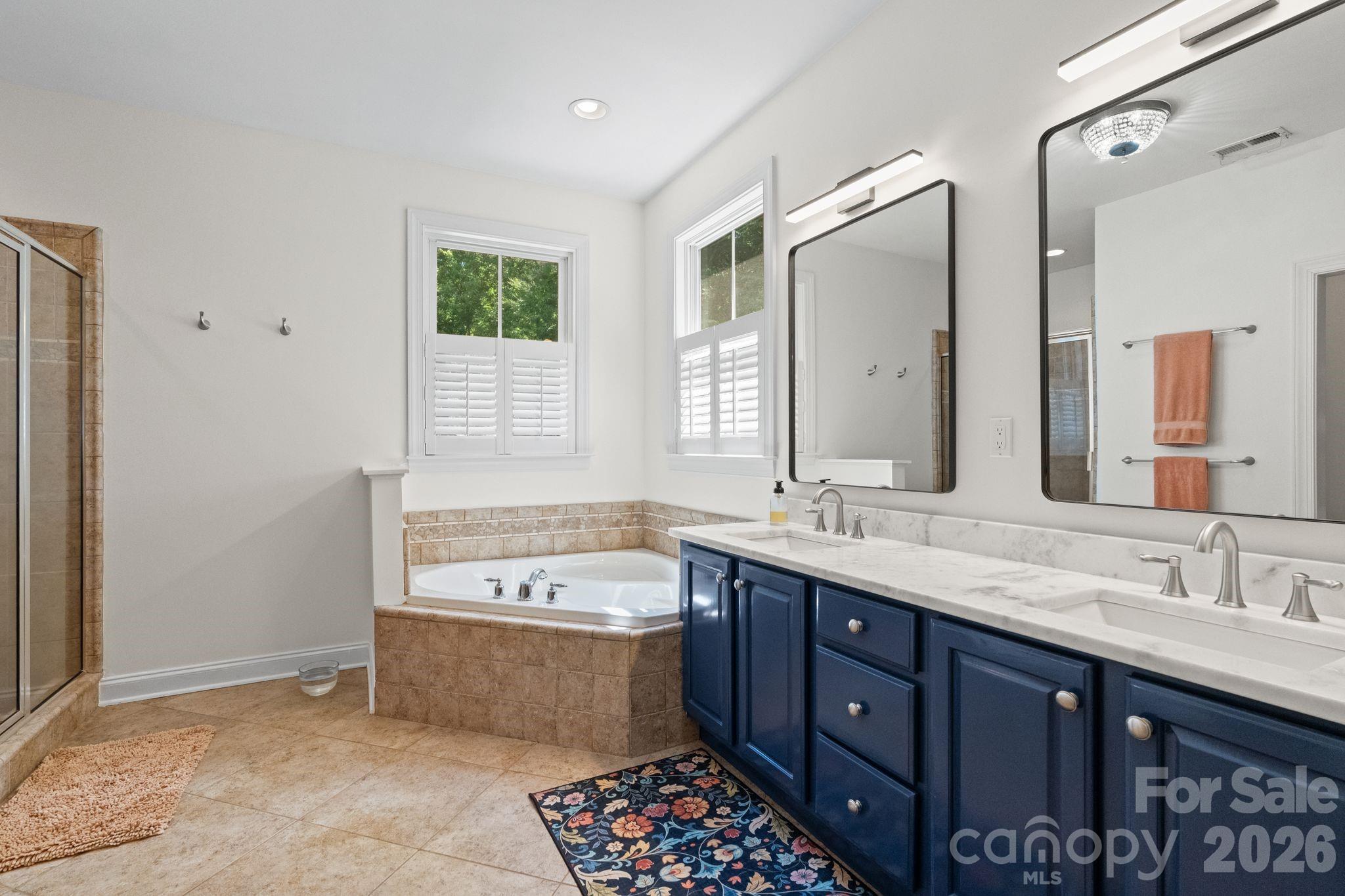 Biltmore Lake, North Carolina, 28715, United States, 5 Bedrooms Bedrooms, ,4 BathroomsBathrooms,Residential,Pending,2052067