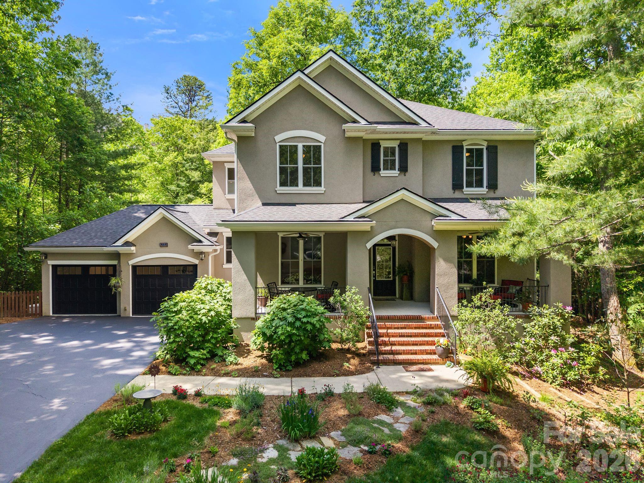Biltmore Lake, North Carolina, 28715, United States, 5 Bedrooms Bedrooms, ,4 BathroomsBathrooms,Residential,Pending,2052067