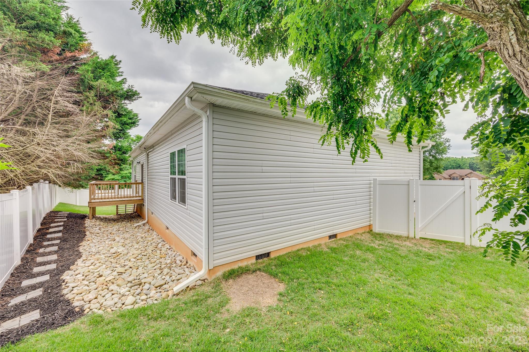 Creekside - Residential