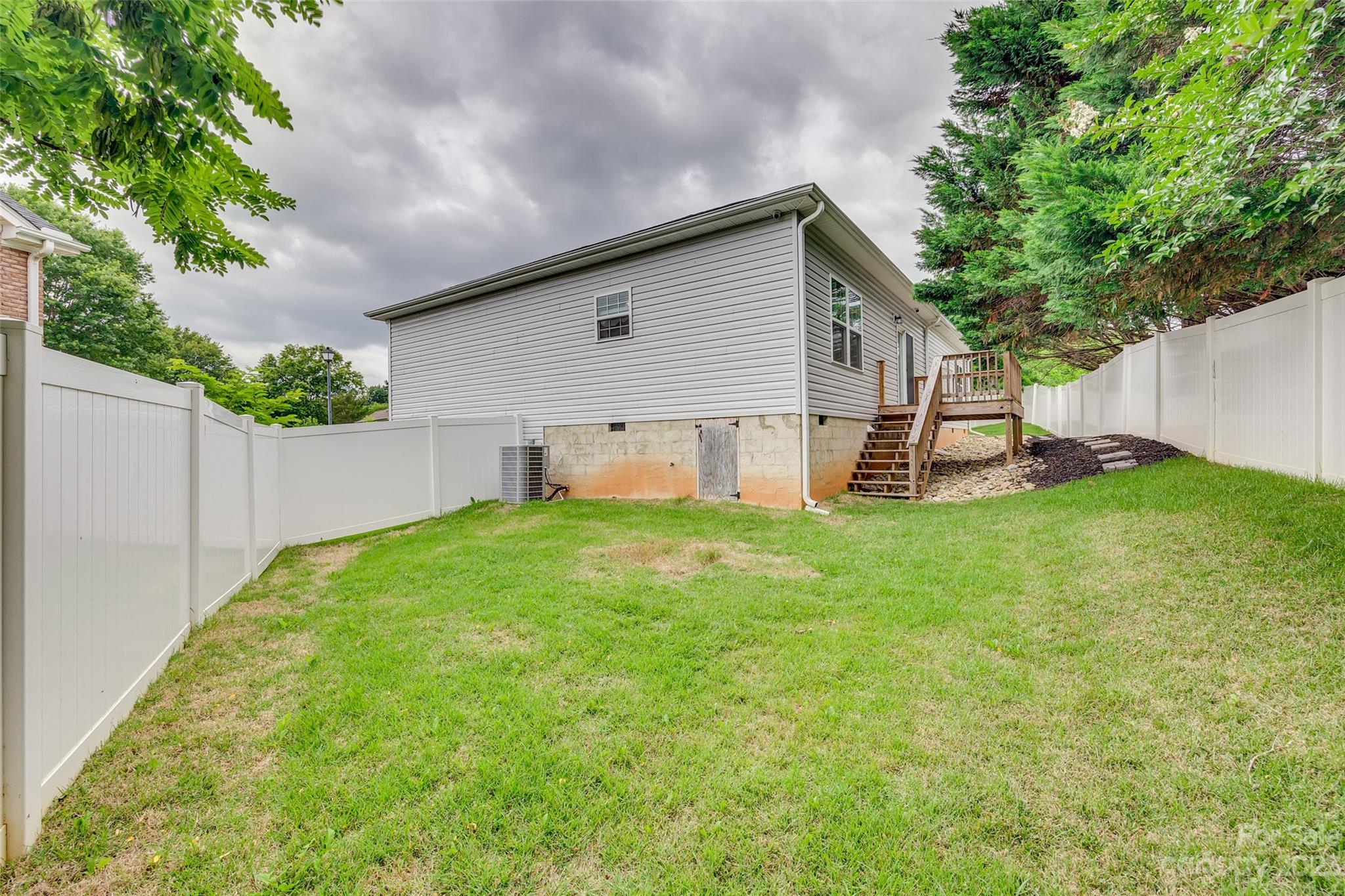 Creekside - Residential