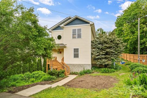 29 Byrd Road Black Mountain NC 28711