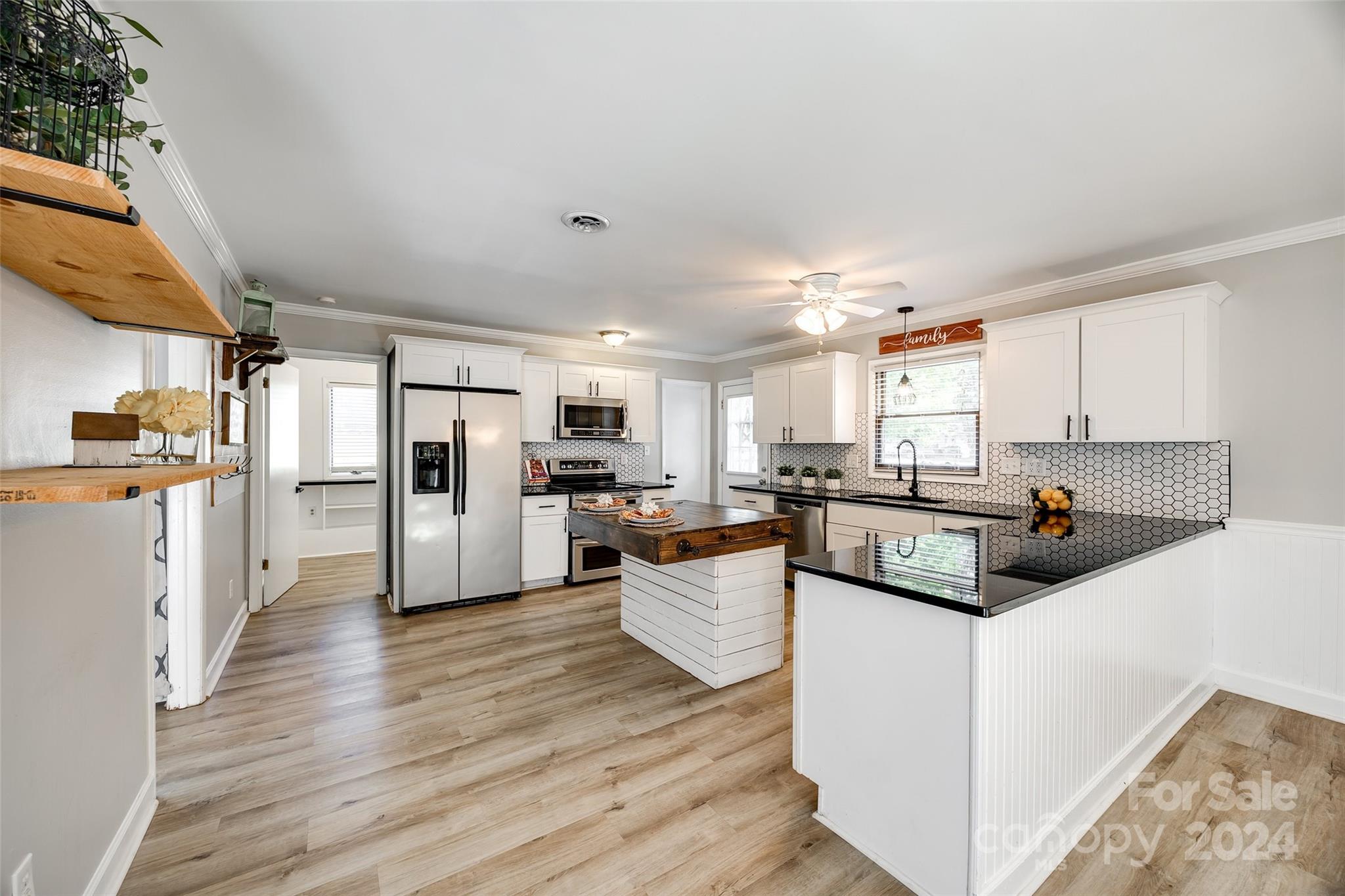 Tega Cay - Residential