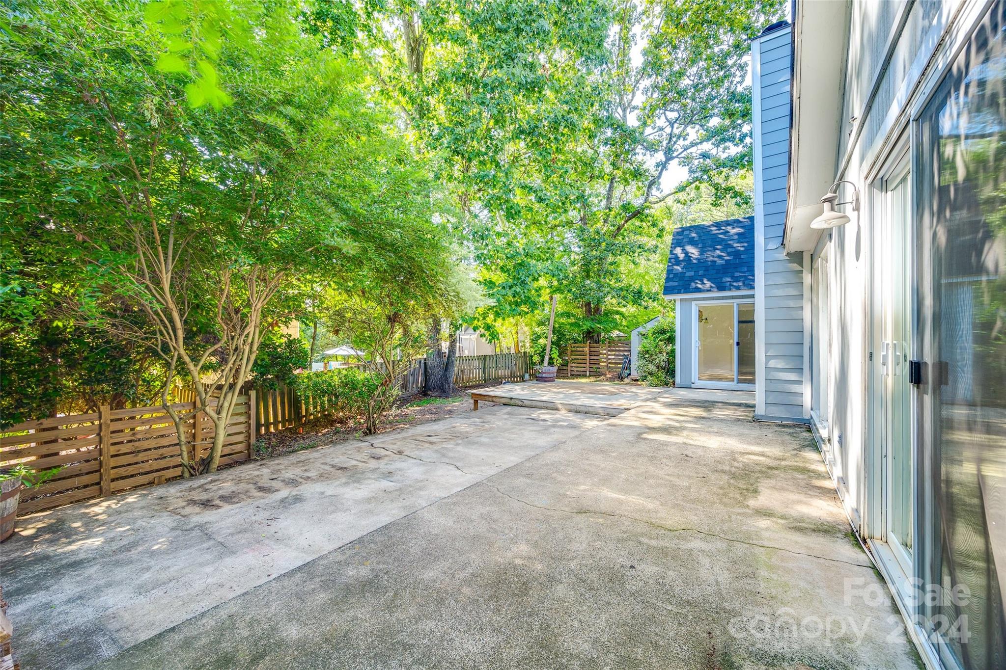 Tega Cay - Residential