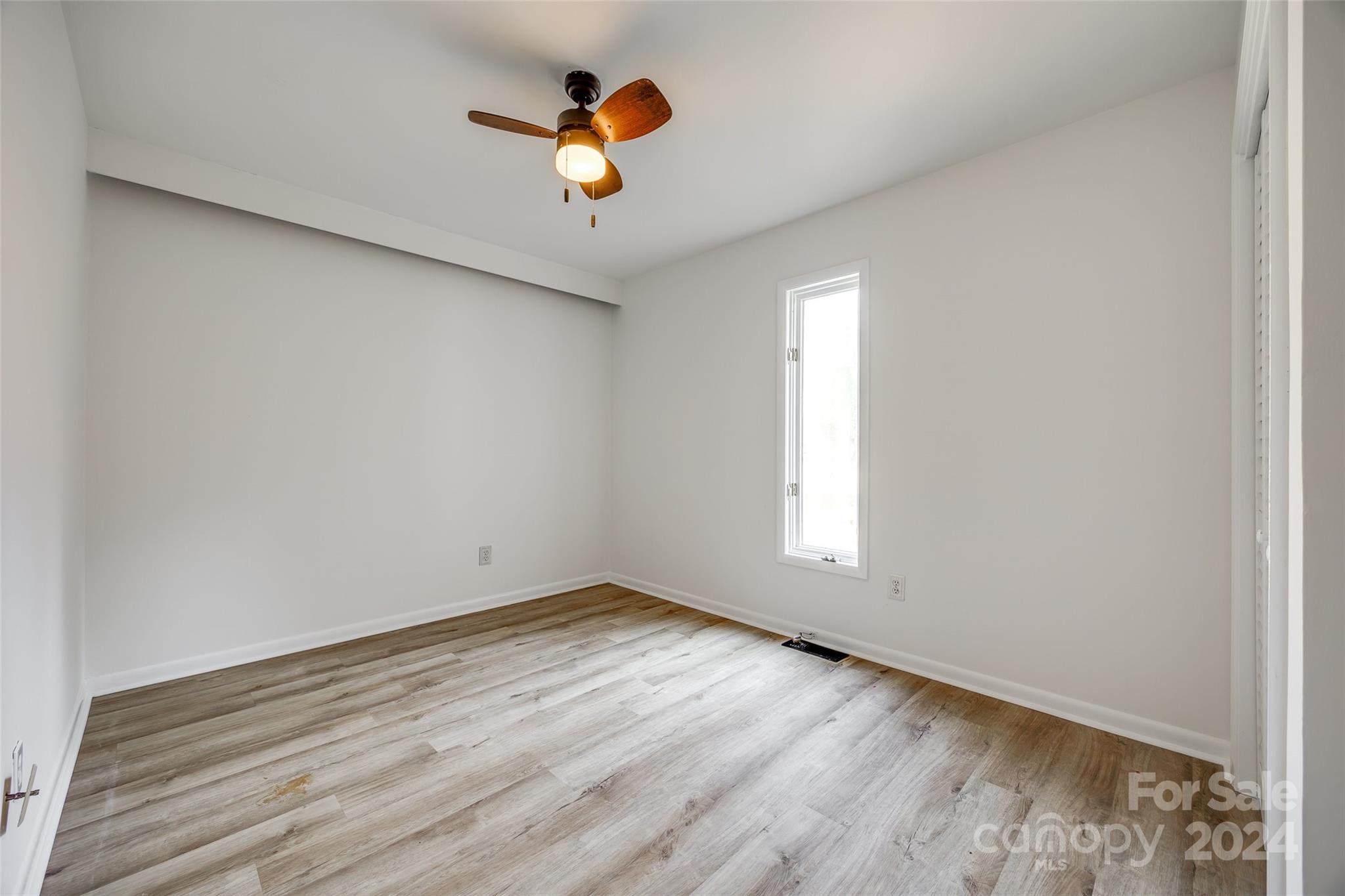 Tega Cay - Residential