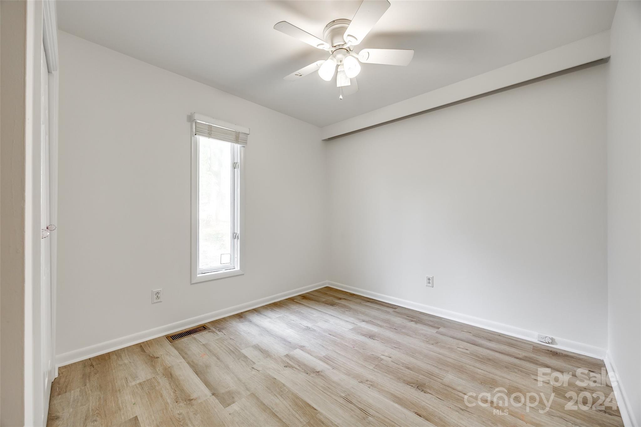 Tega Cay - Residential