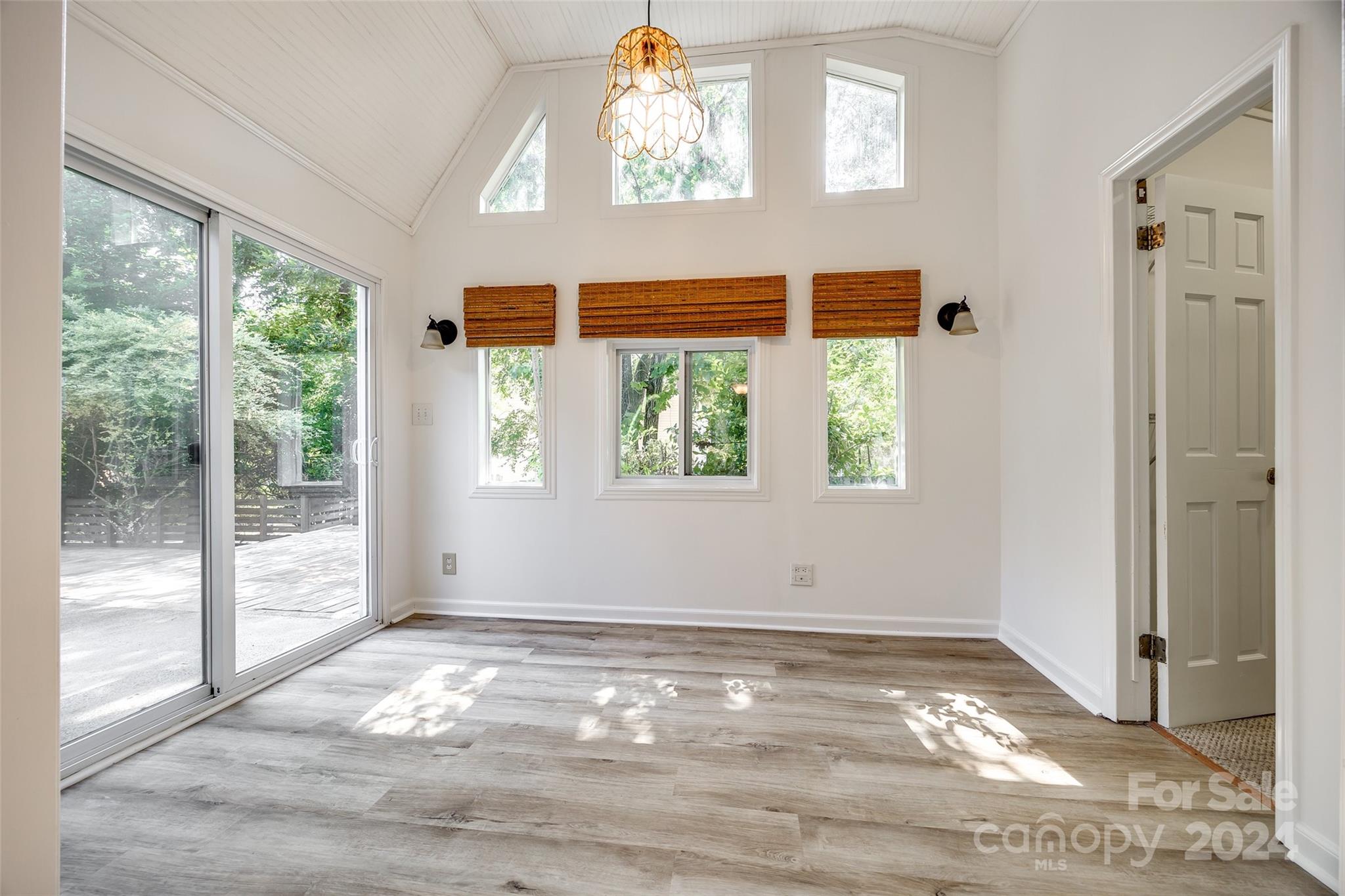 Tega Cay - Residential