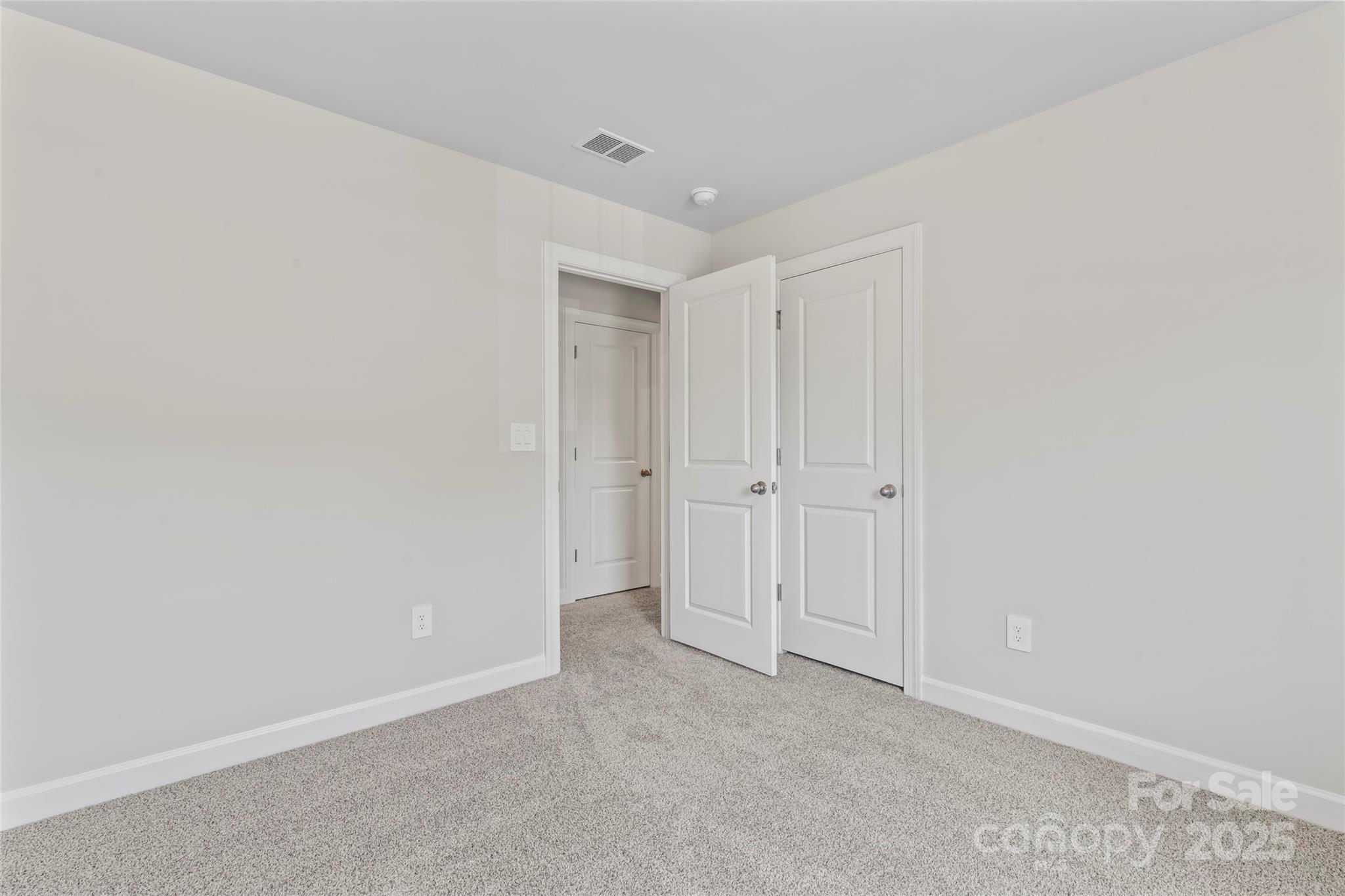 Henderson Manor - Residential