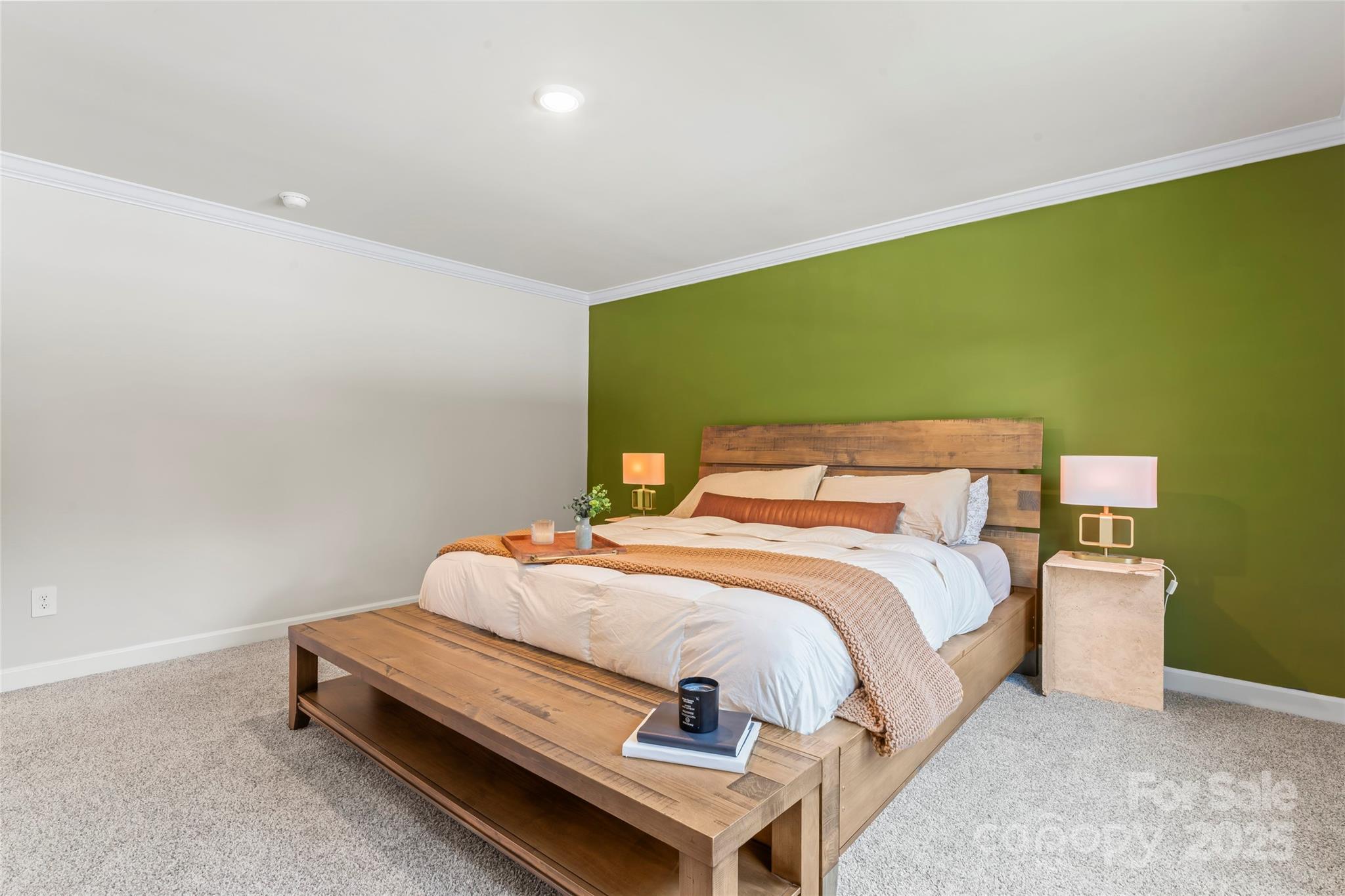 Henderson Manor - Residential