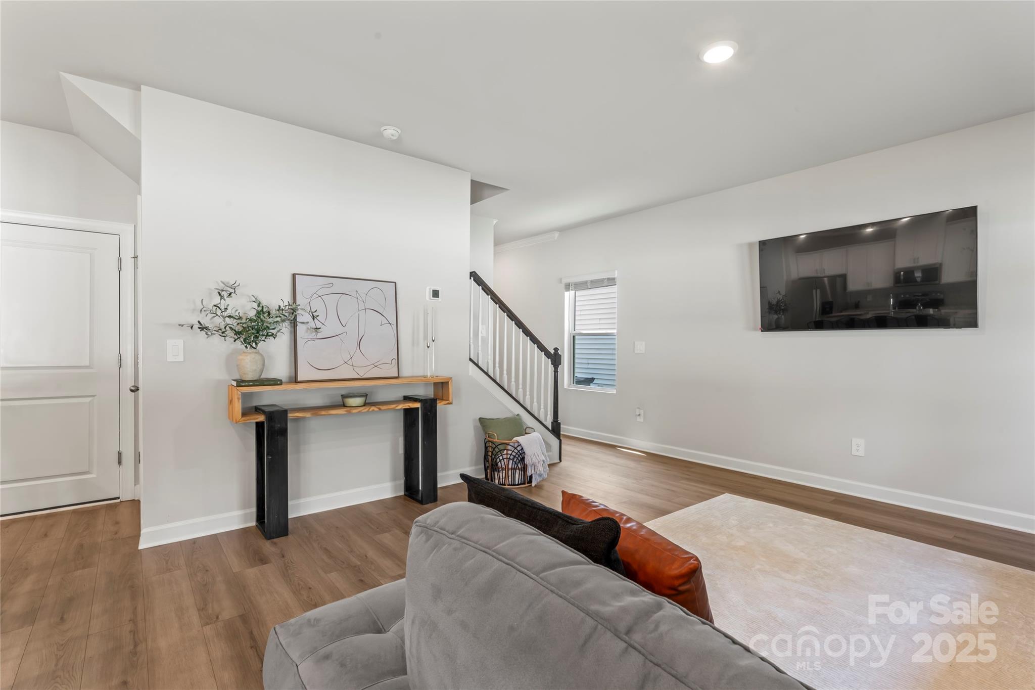 Henderson Manor - Residential