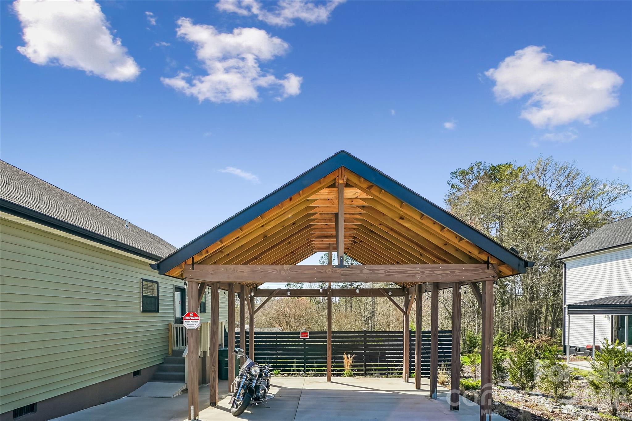 1709 N New Hope Road