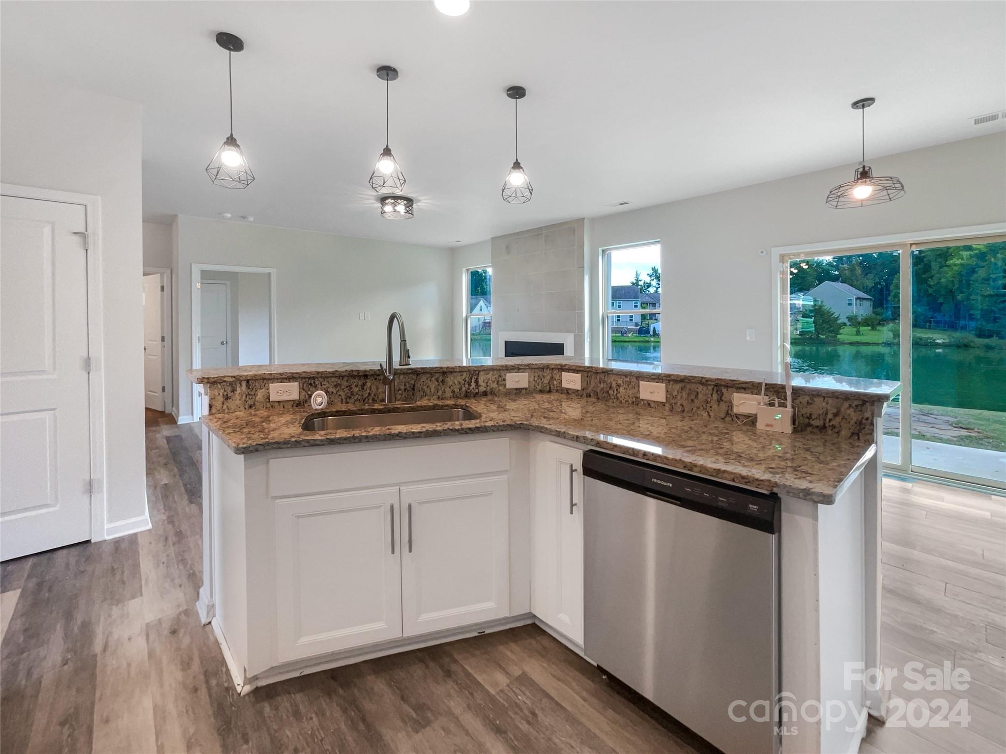 Steele Creek - Residential