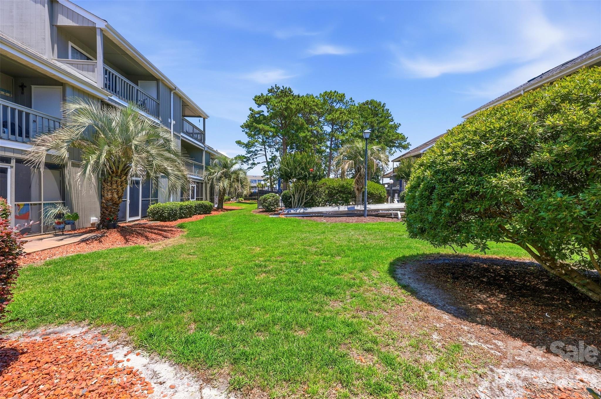 1890 Auburn Lane 31-F