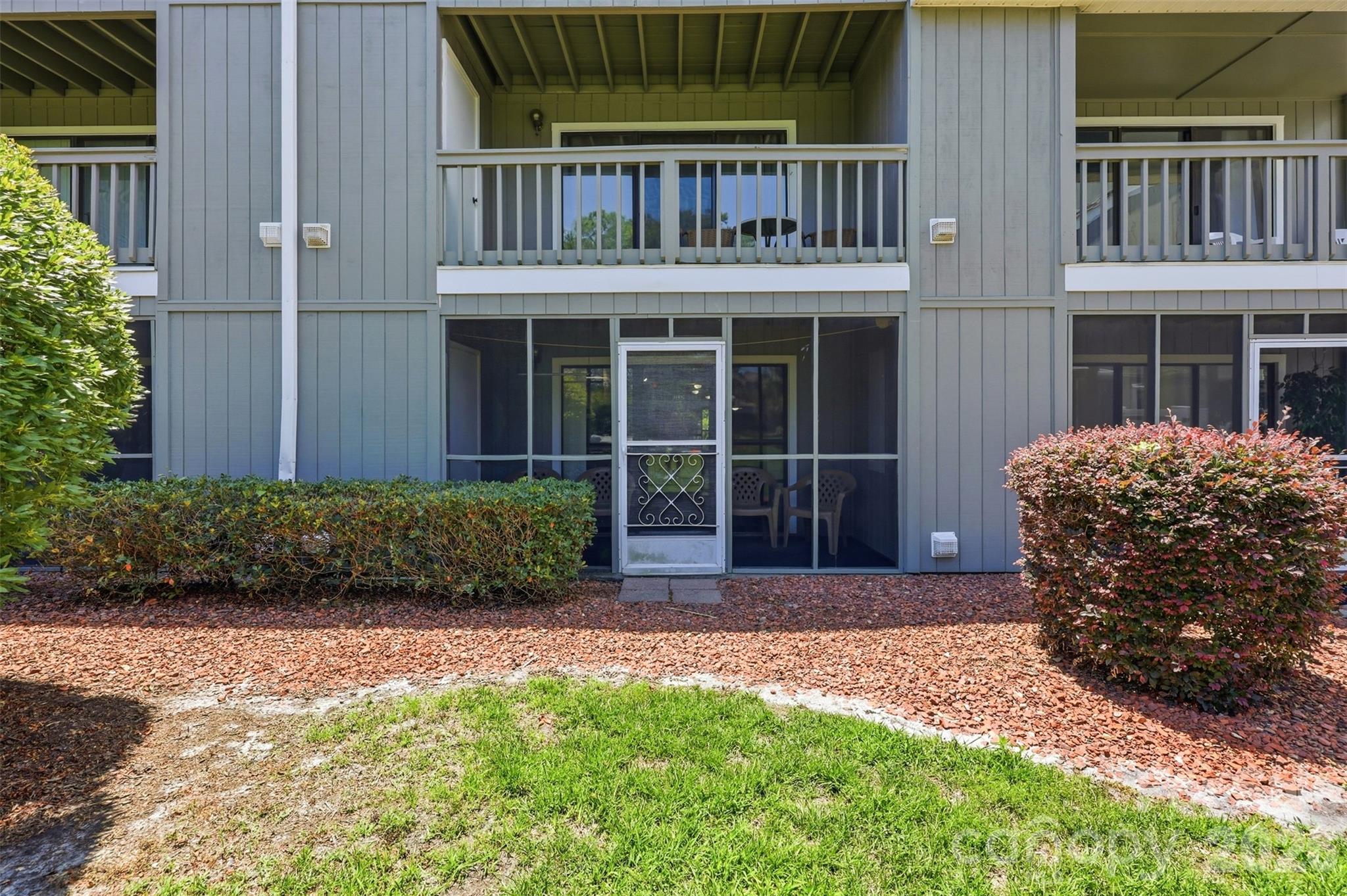 1890 Auburn Lane 31-F