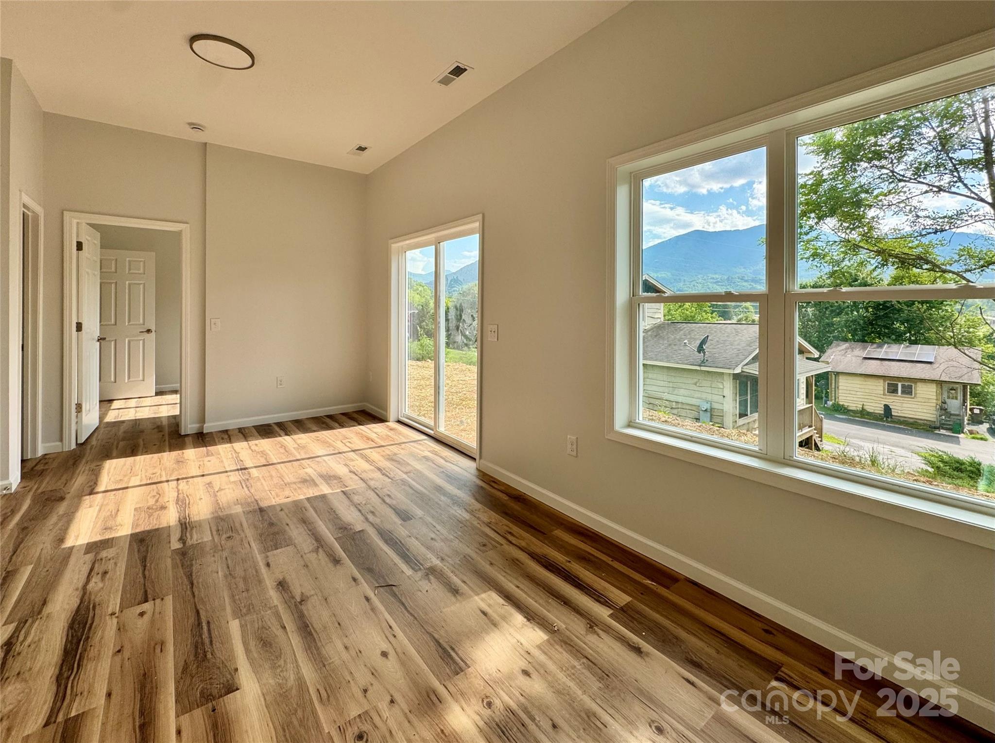 164 Carsen Loop