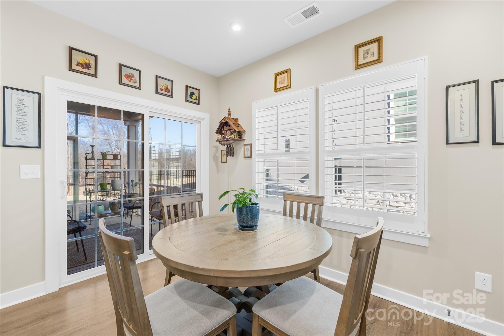 Cottage Green - Residential