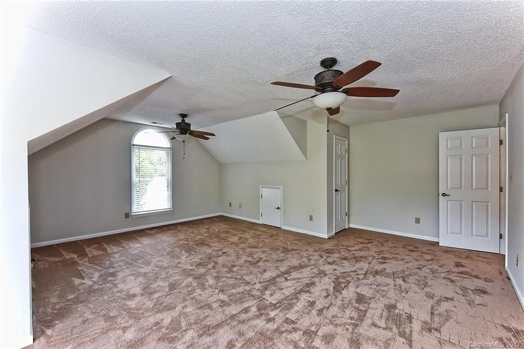 Cedarfield - Residential