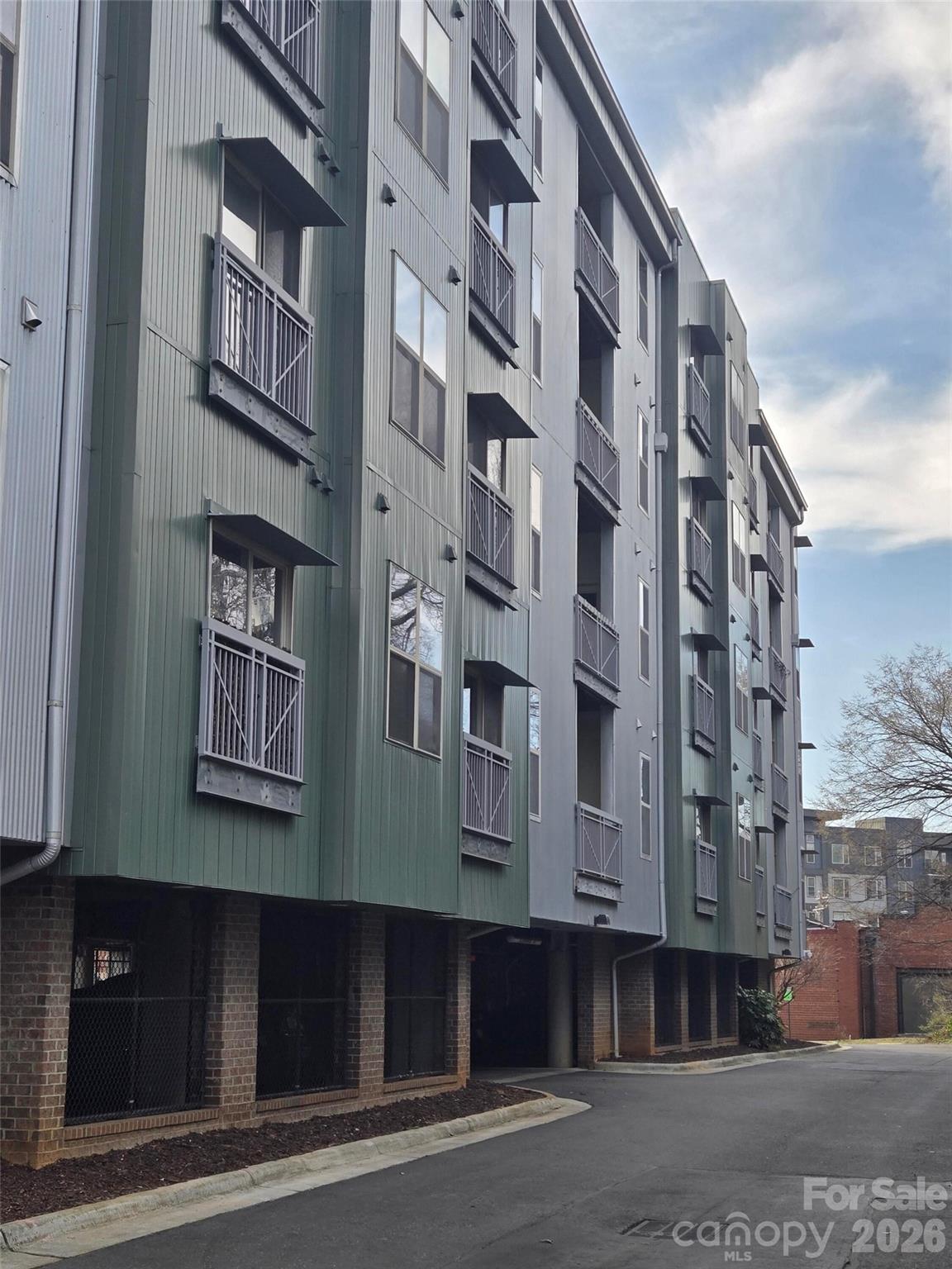 630 Calvert Street 307