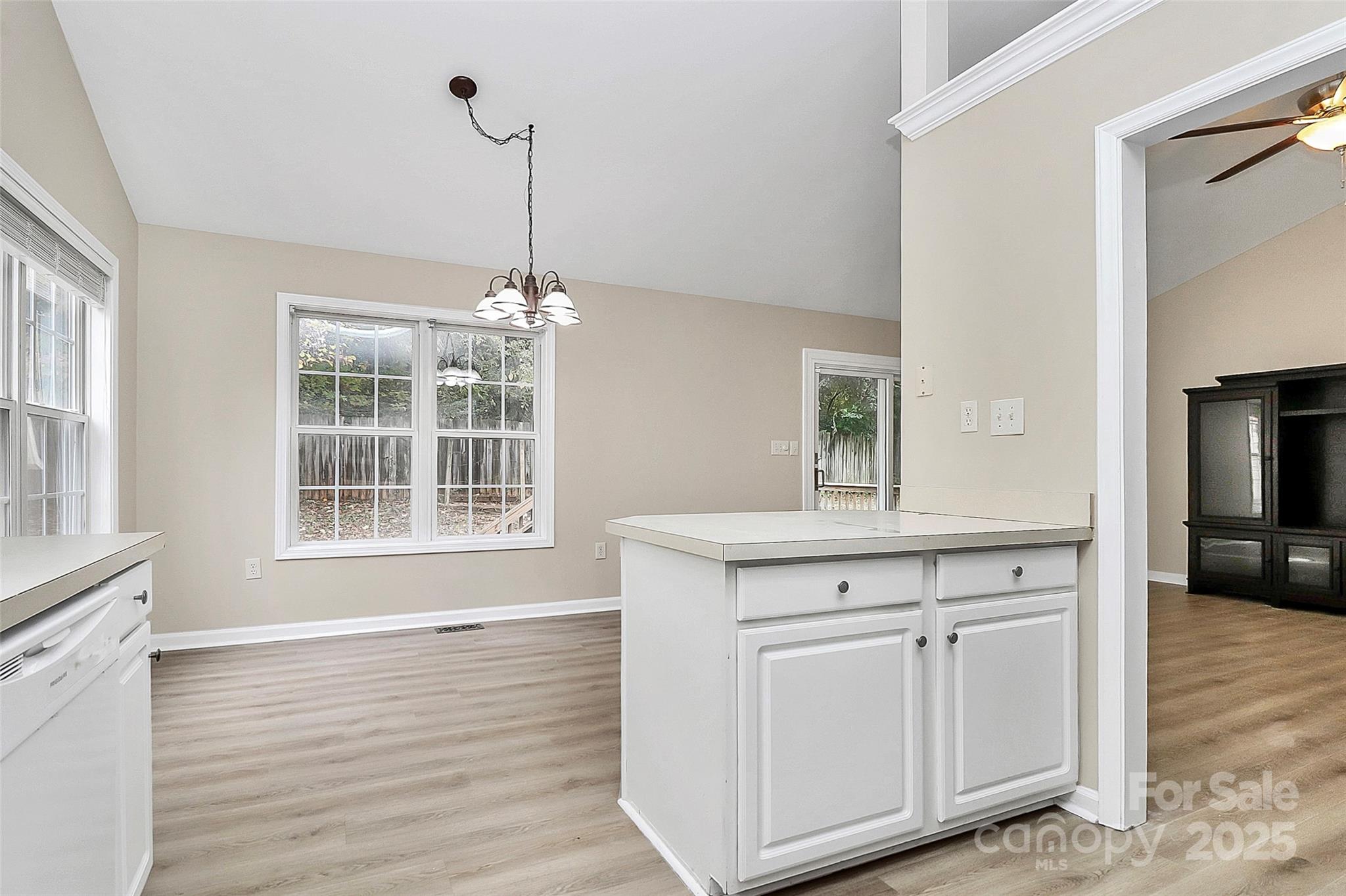 Ellis Estates - Residential