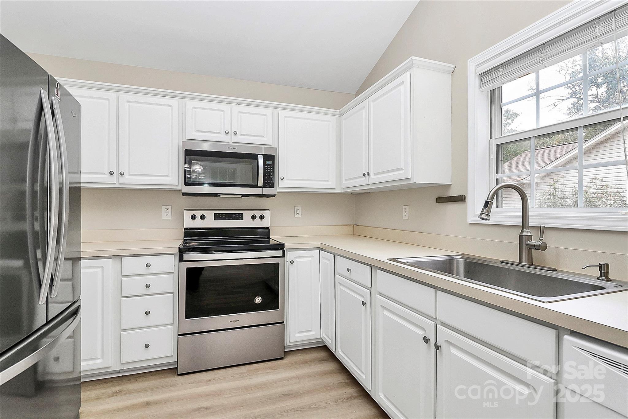 Ellis Estates - Residential