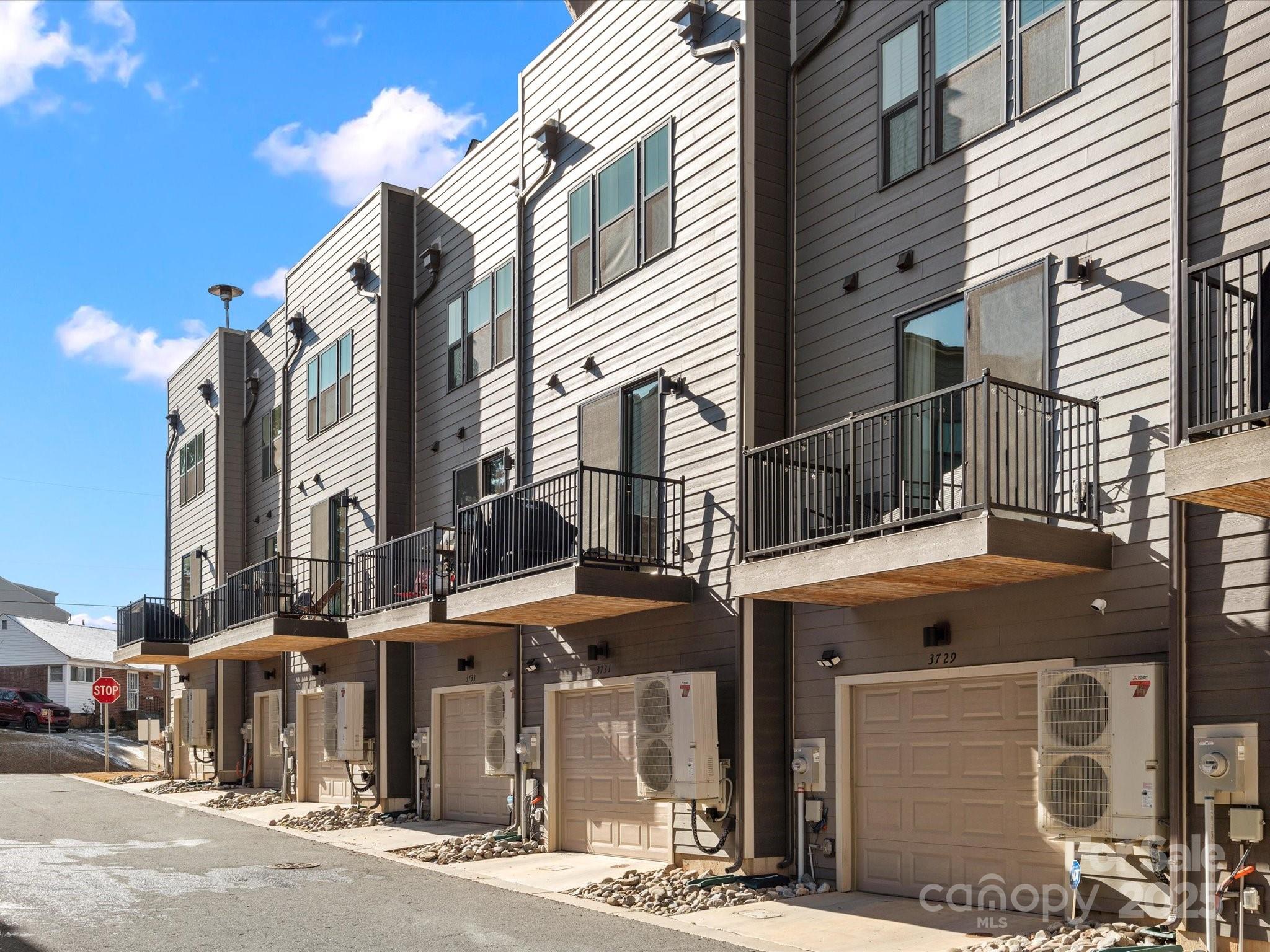 South Tryon Townhomes - Residential