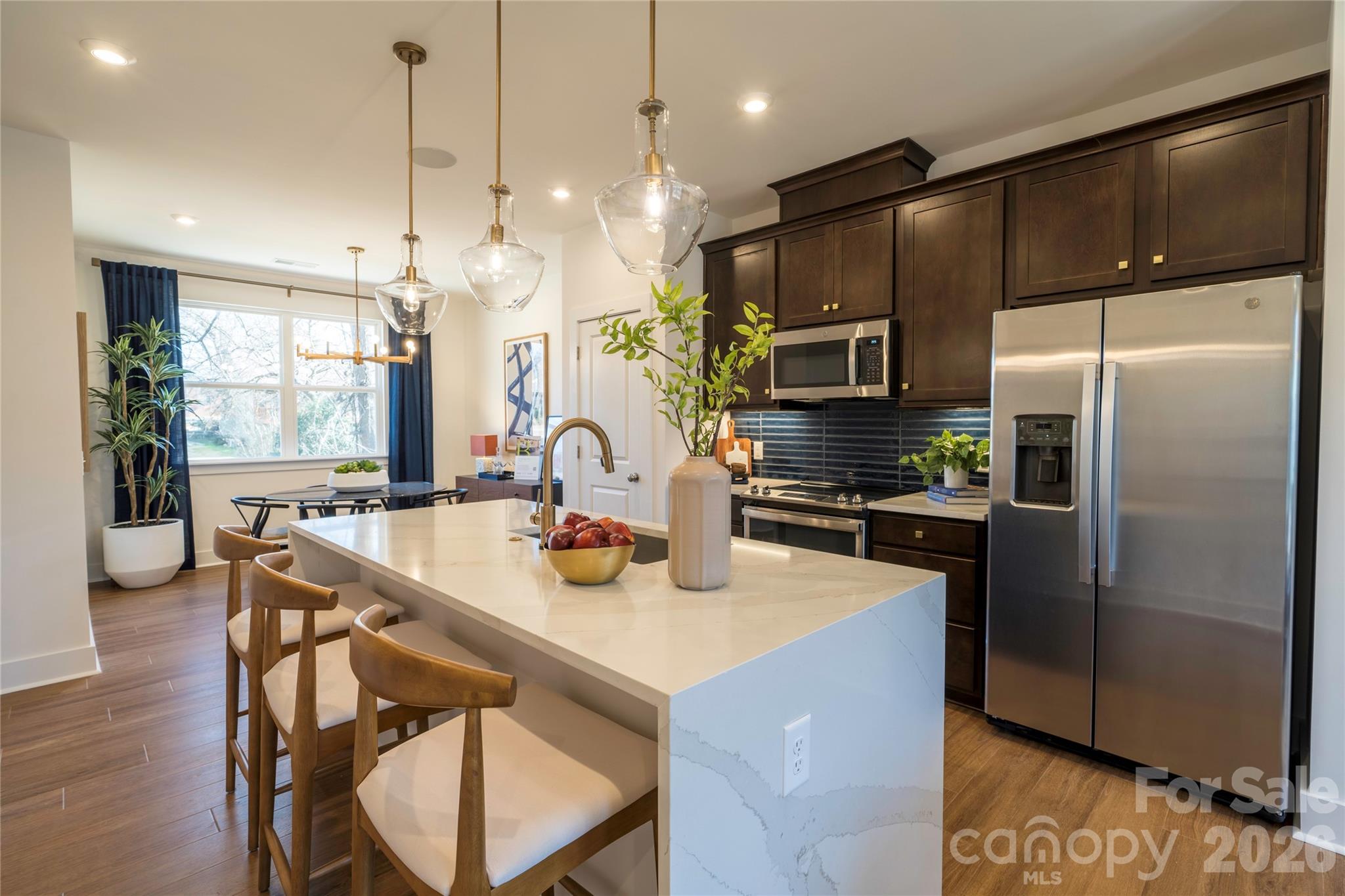 Context at Oakhurst - Residential