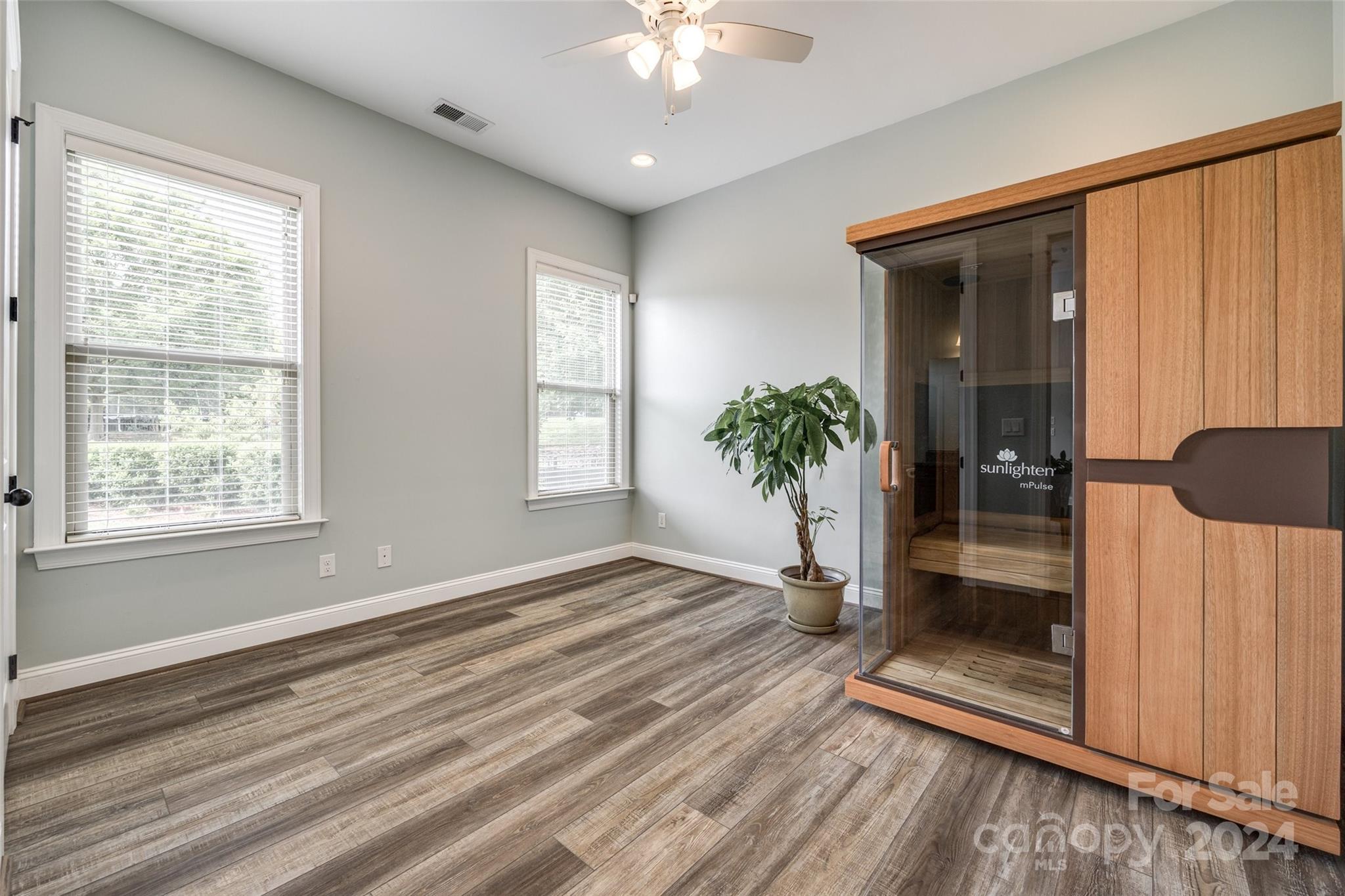 Barber Rock - Residential