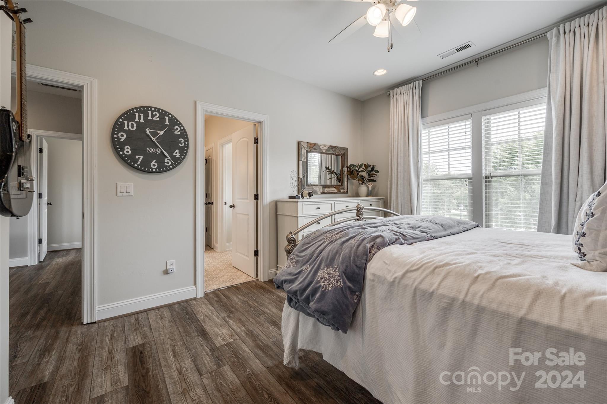 Barber Rock - Residential