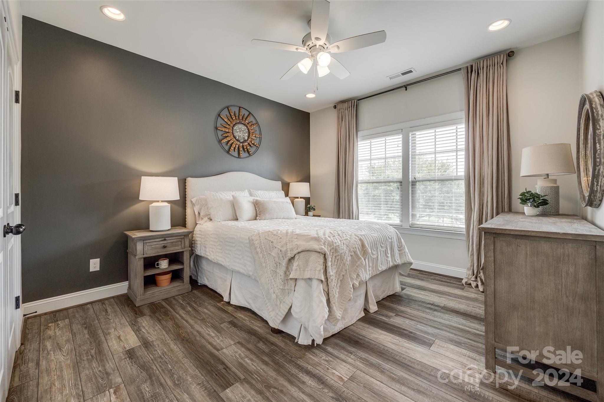 Barber Rock - Residential