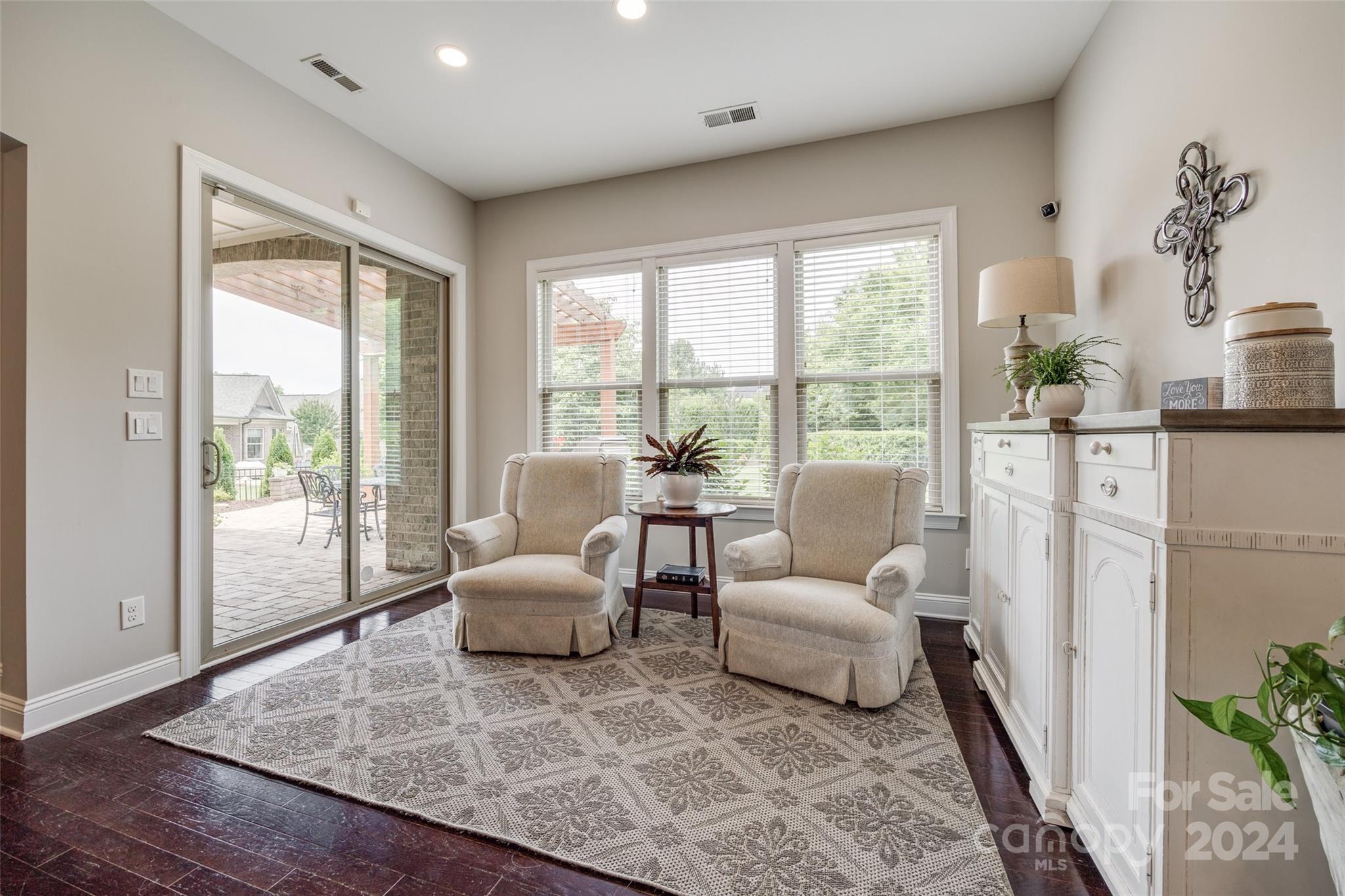 Barber Rock - Residential