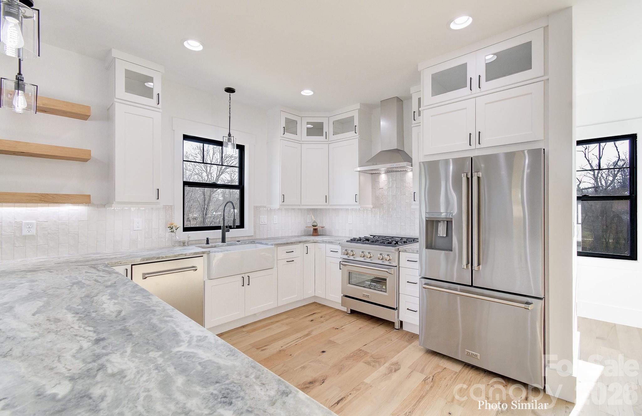 18 S Martha Kate Drive