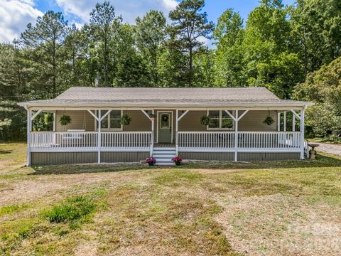 Photo of 10718 Lancaster Highway, Waxhaw, NC 28173 (MLS # 4375827)